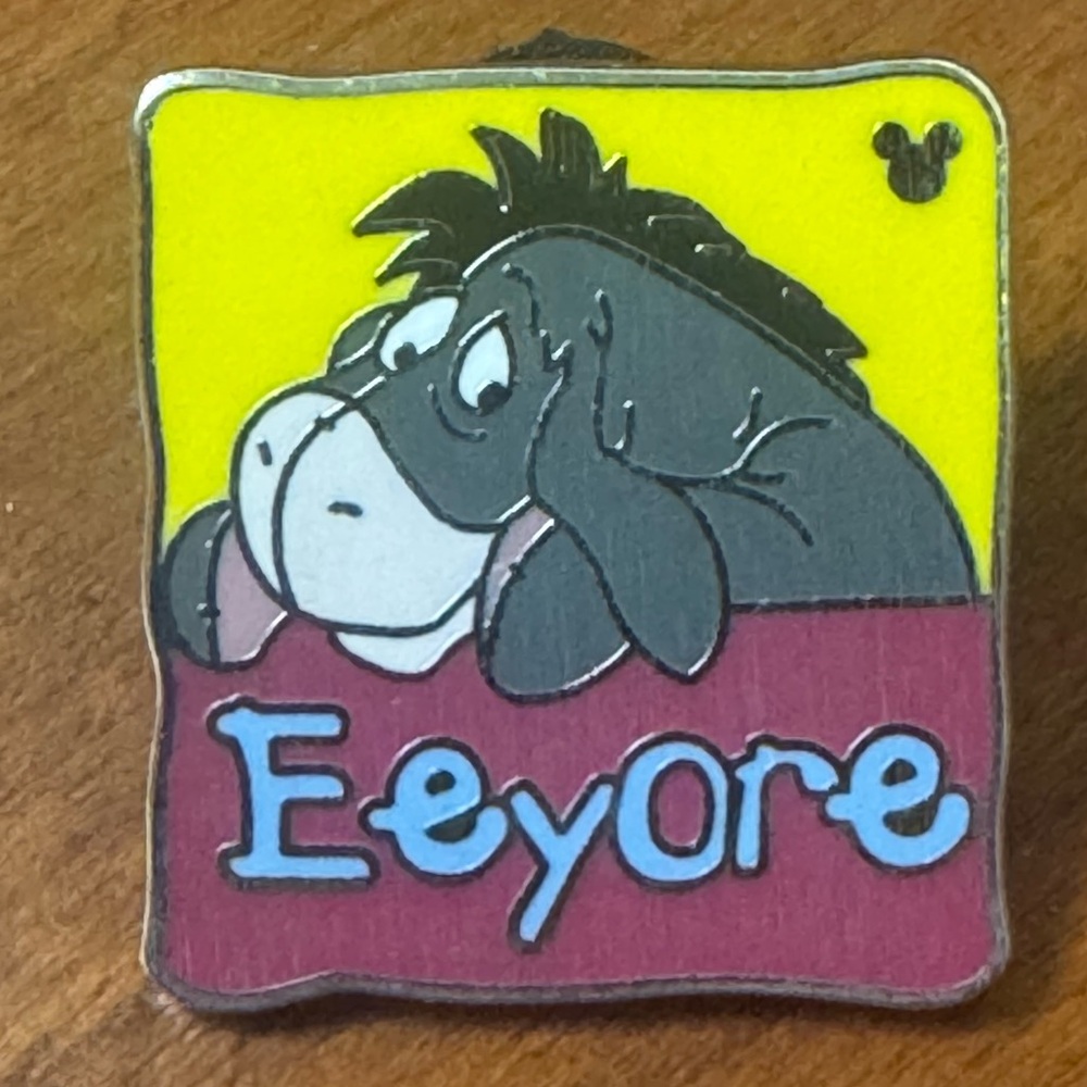 5/$25 Disney Winnie the Pooh Eeyore Pin